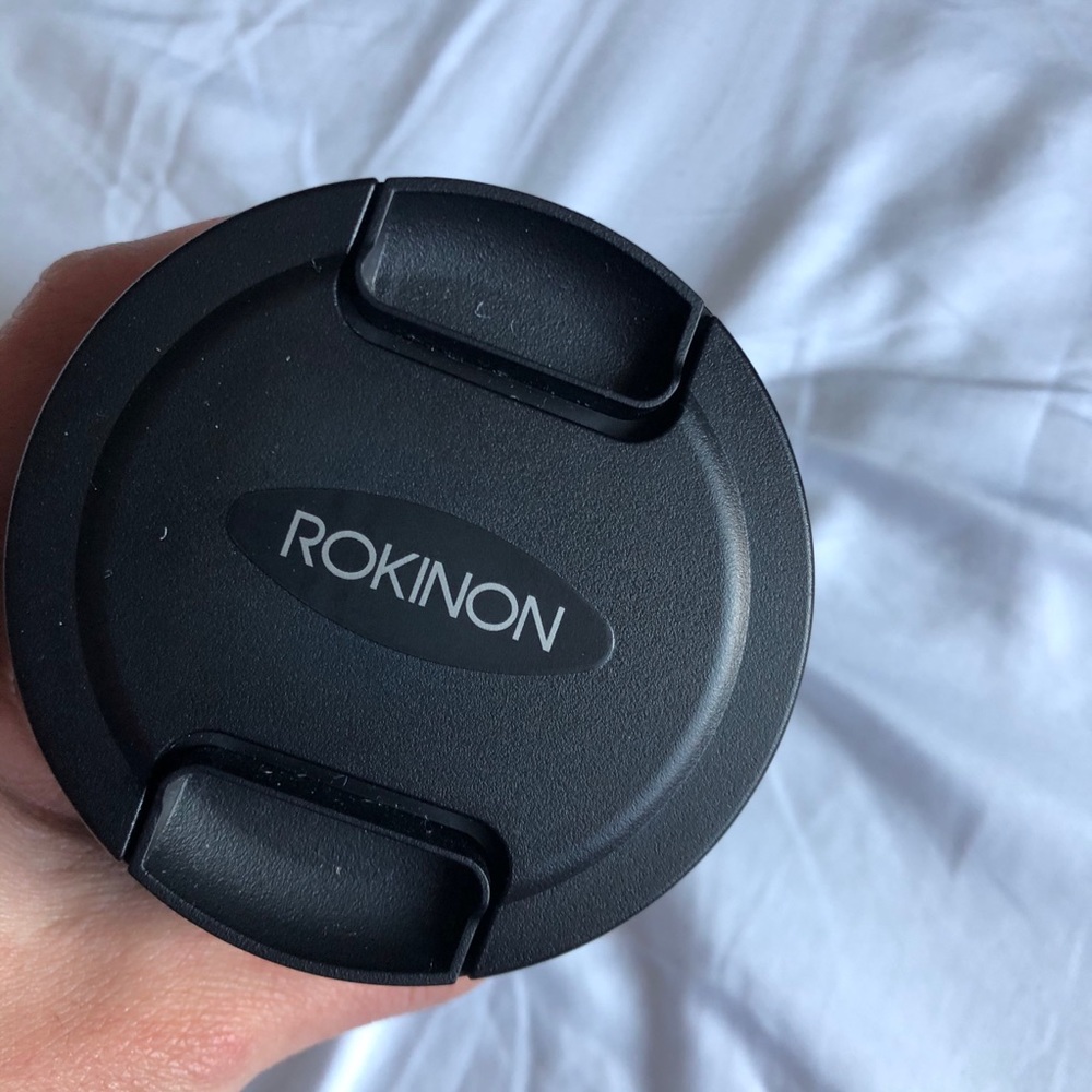 Rokinon for canon 35mm manual lens - Picture 13 of 16